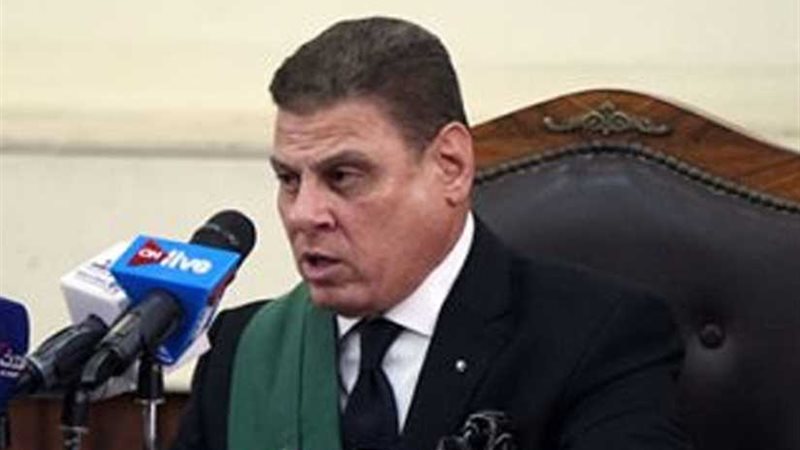 شاهد بـاقتحام الحدود: