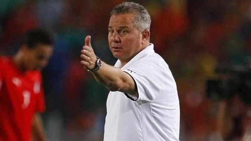 غريب يعلن قائمة الأولمبي