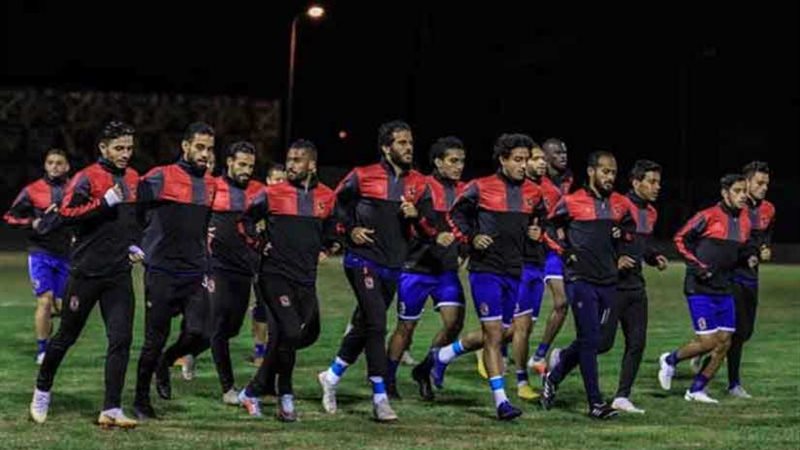 الأهلي يخوض مرانه