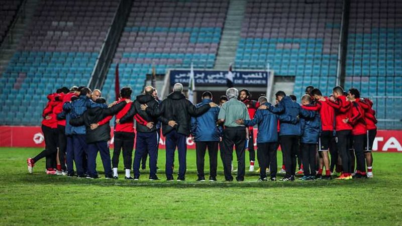 الأهلي يبدأ مرانه