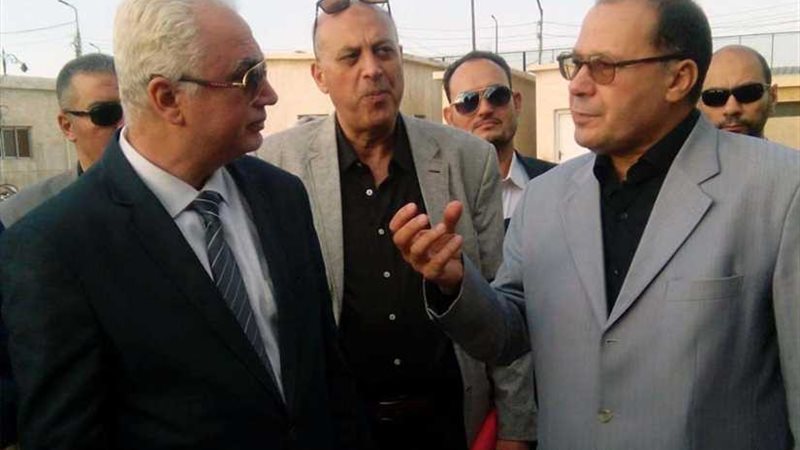 الكهرباء: نسير في