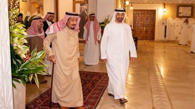 الملك سلمان بن عبد العزيز يستقبل ولي عهد أبوظبي