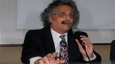 صرف معاشات المهن الطبية في موعدها