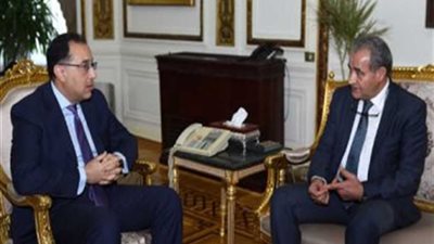 رئيس الوزراء يتابع مع وزير التموين موقف الاستثمارات الأجنبية في مجال إنشاء المراكز اللوجستية