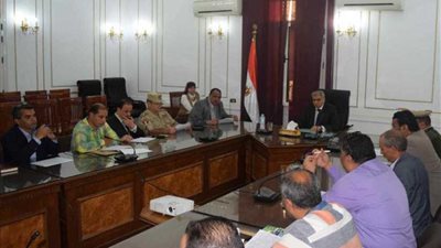 محافظ المنيا: 113 مليونًا.. مقدم تقنين 8 آلاف فدان من أملاك الدولة