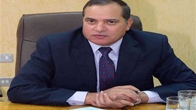 رئيس جامعة سوهاج: إقامة 5 مشروعات تعليمية وخدمية بمقر الجامعة الجديدة وحي الكوثر