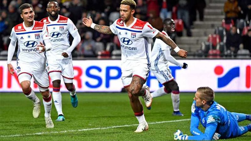 ليون يفوز على جانجون