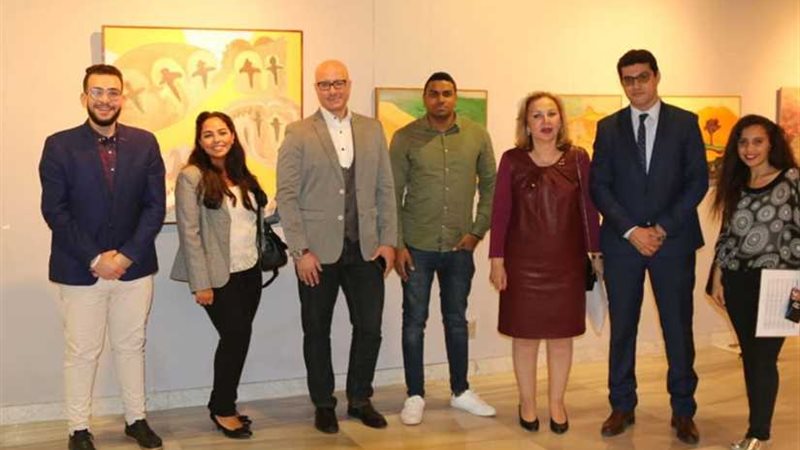 وزيرة التخطيط تفتتح