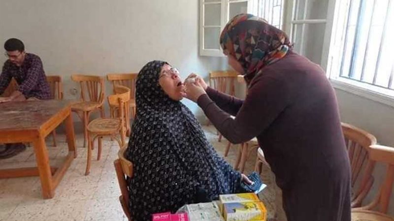 الكشف على 300 متردد