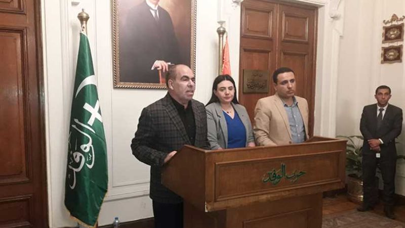 رئيس اللجنة المشرفة