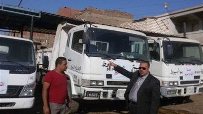 محافظ أسيوط يكلف السكرتير المساعد بالإشراف على وحدتي التدخل السريع لإزالة مخلفات البناء والنظافة