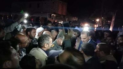 محافظ أسيوط: صرف مساعدات للمتضررين بعزبة سعيد..صور