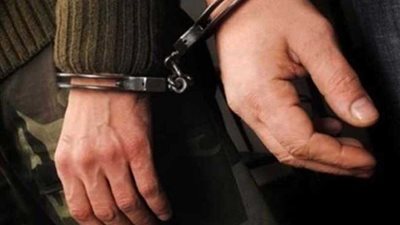 ضبط متهم هارب وبحوزته سلاح ناري وذخائر ومخدرات