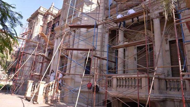 تطوير وترميم قصر