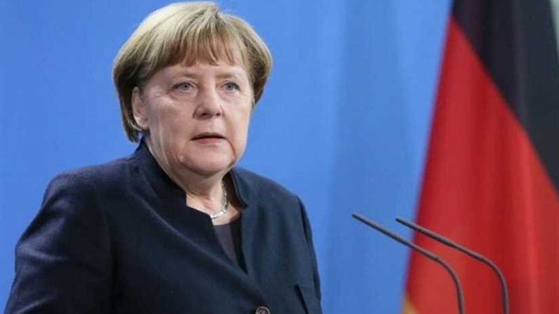 ميركل تدعو إلى إنشاء