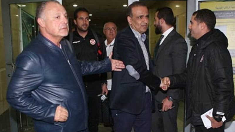 أبو ريدة يستقبل بعثة