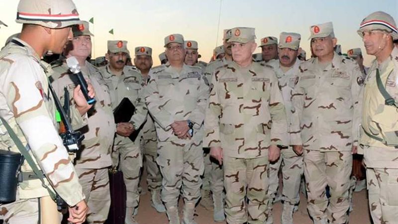 رئيس الأركان يتفقد