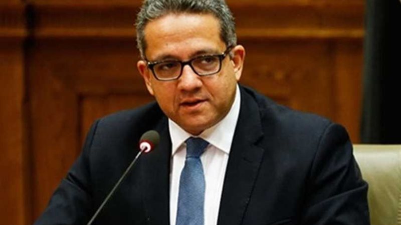 وزير الآثار يفتتح