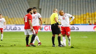 ٧٥ دقيقة.. التعادل الإيجابي يسيطر على مباراة مصر وتونس