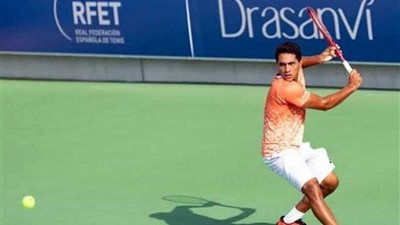 يوسف حسام يتأهل للدور الثاني بالتصفيات المؤهلة لدوري تشالنجر بون للتنس