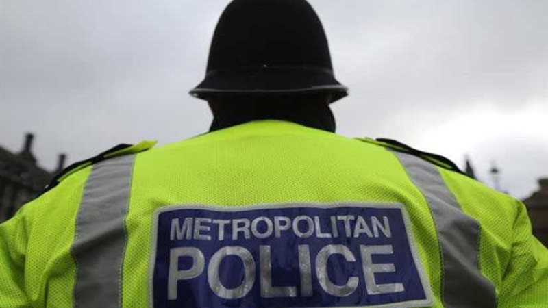 طعن سيدة عجوز بسكين