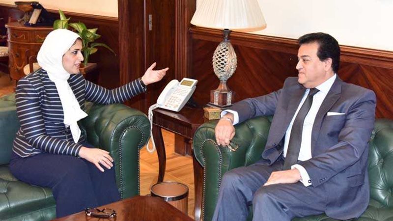 وزيرا الصحة والتعليم