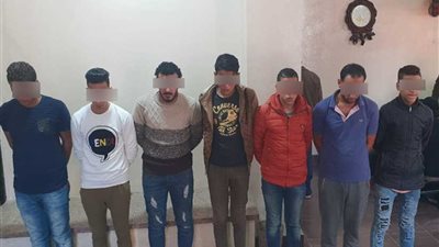 القبض على 7 لمعاكستهم طالبات المدارس بالمحلة