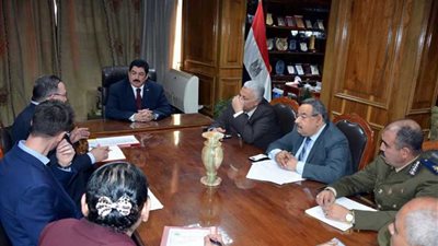 القليوبية تبحث إستراتيجية لتطوير وسائل النقل وزيادة عدد الخطوط