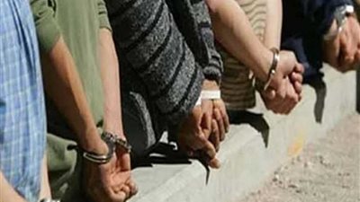 ضبط تشكيل عصابي تخصص في سرقة 
