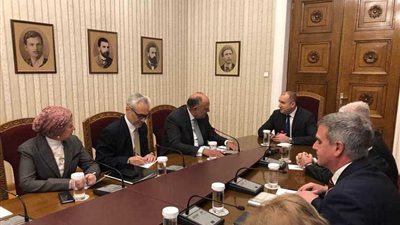 وزير الخارجية يستهل زيارته لصوفيا بمقابلة رئيس جمهورية بلغاريا