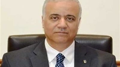 رئيس جامعة الإسكندرية يشارك في مبادرة 