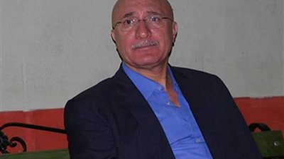 مجلس إدارة النادي المصري يقبل استقالة ميمي عبد الرازق ويغرمه 200 ألف جنيه