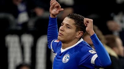 شالكه يحقق فوزا كبيرا على نورنبيرج 5-2 في الدوري الألماني لكرة القدم