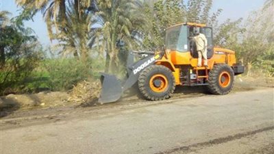 حملات مكثفة لرفع كفاءة منظومة النظافة بقرى مركز ملوي بالمنيا