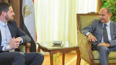 وزارة التجارة والصناعة تعلن عدم مسؤوليتها عن نشر وترويج أخبار تخص الوزارة على لسان مصادر مجهلة