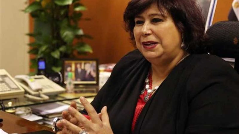 وزيرة الثقافة تفتتح