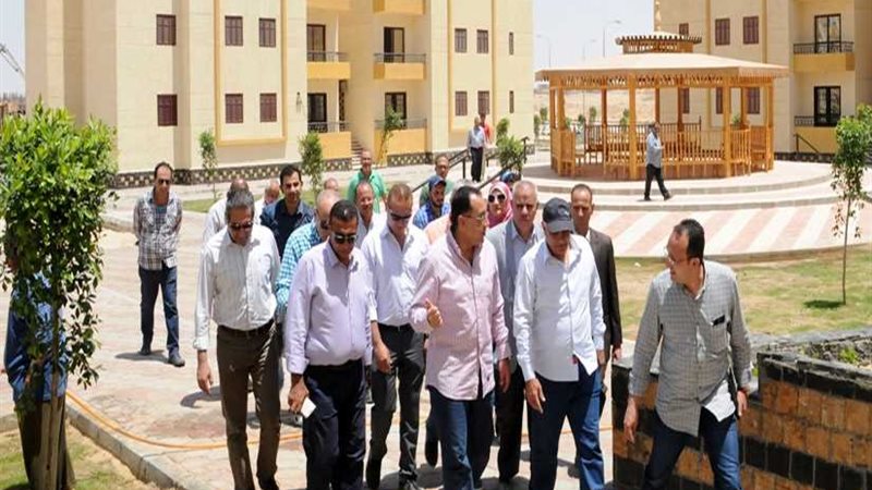 رئيس الوزراء يتابع