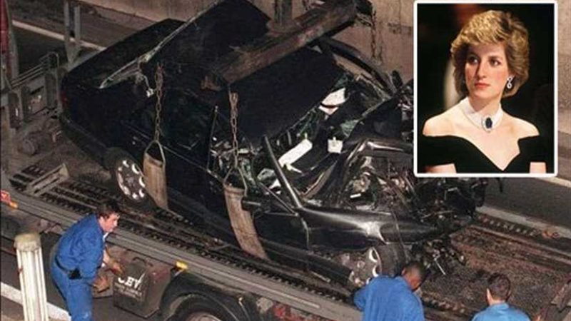 ملك باباراتزي يخرج