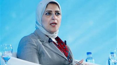تنفيذًا للتوجيهات الرئاسية.. الصحة تبحث مع 