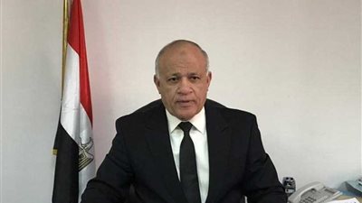 مساعد وزير العدل لشئون التطوير التقني يفتتح المركز الأمامي لقيد وإدارة الدعوى بالقصير