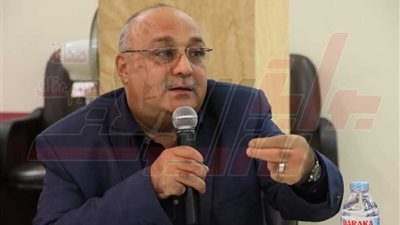 نائب رئيس الإذاعة يطالب باستراتيجية لتأهيل أئمة المساجد