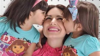 عيد الطفولة الهندي على مسرح البالون في القاهرة