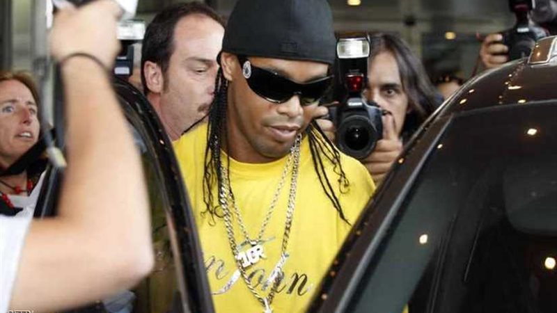 مصادرة ممتلكات لرونالدينيو