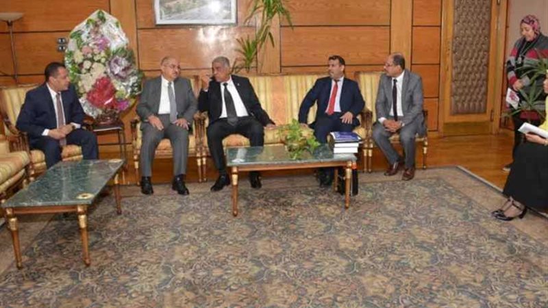 رئيس جامعة أسيوط