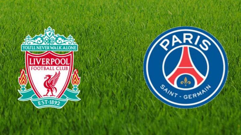 ليفربول بالزي الأساسي