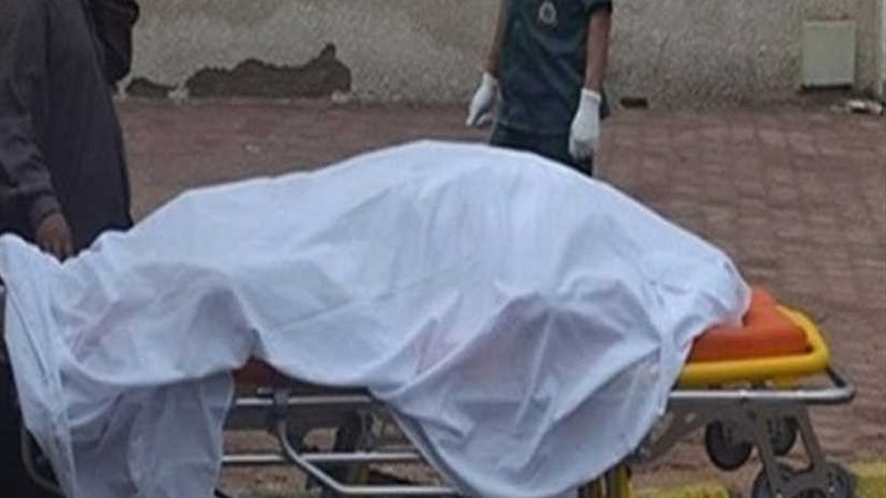 مصرع عامل ومزارع