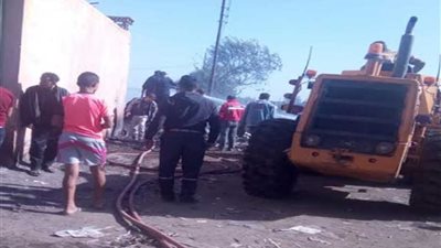 حريق يلتهم مصنعين للكرتون والبلاستيك بأجا