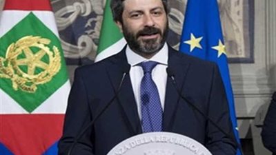 سياسي إيطالي: إعلان رئيس البرلمان قطع العلاقات مع 