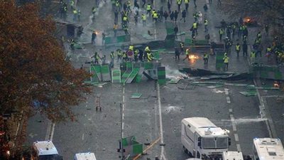 شرطة باريس: إصابة 133 واعتقال 412 شخصا فى احتجاجات 