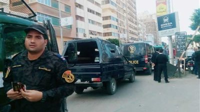 إزالة التعديات من منطقة طابية النحاسين الأثرية